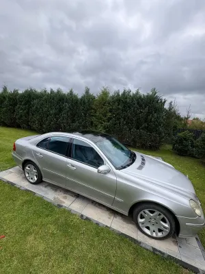 Mercedes-Benz E W211 220 CDI Automatik Avantgarde 2004