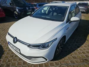 Volkswagen Golf VIII 2021