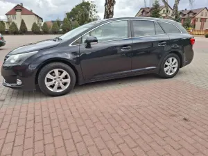 Toyota Avensis III 2.0 D-4D Premium 2014