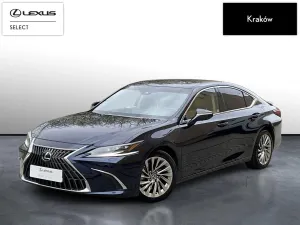 Lexus ES 300h Omotenashi 2023