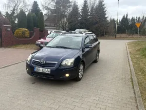 Toyota Avensis II 2.0 D-4D Platinium 2007