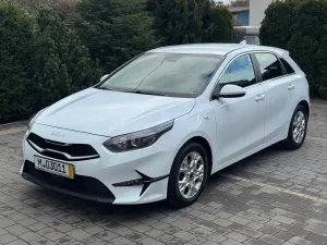 Kia Ceed III 1.5 T-GDI Business Line DCT 2023
