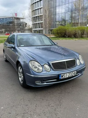 Mercedes-Benz E W211 2003