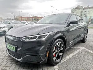 Ford Mustang Mach-E AWD 2022