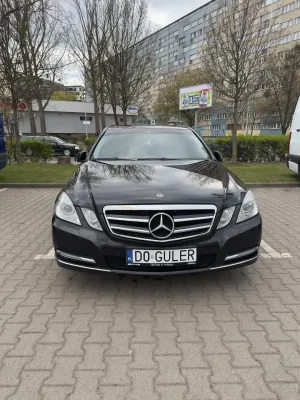Mercedes-Benz E W212/W207 200 CDI DPF BlueEFFICIENCY 7G-TRONIC Elegance 2012