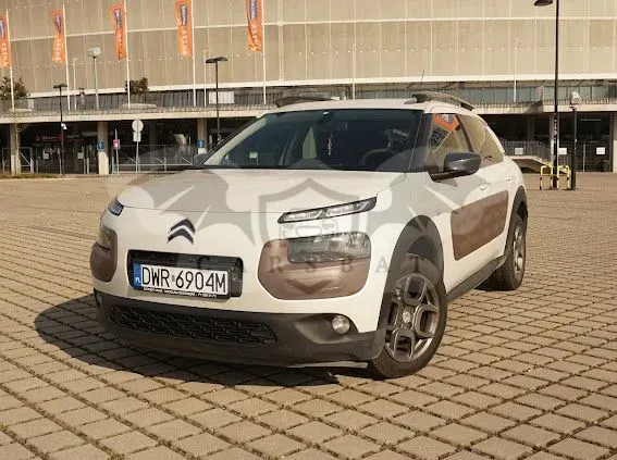 Citroën C4 Cactus Pure Tech 110 Stop&Start Shine 2016