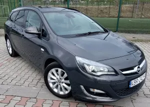 Opel Astra J 1.6 SIDI Turbo ecoFLEX Start/S Active 2013