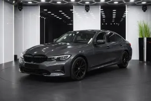 BMW 3 Series G20/G21 318d Sport Line Shadow 2021