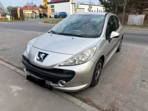 Peugeot 207 1.4 16V Trendy 2008