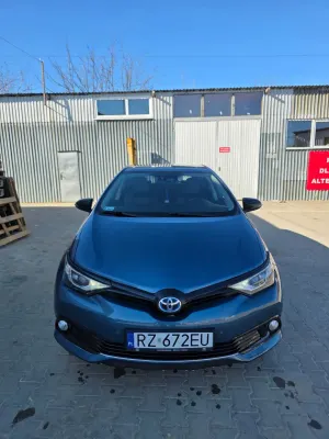 Toyota Auris II Hybrid 135 Prestige 2016