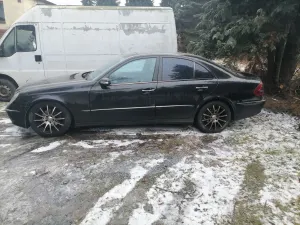 Mercedes-Benz E W211 2006