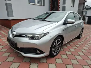 Toyota Auris II 2016