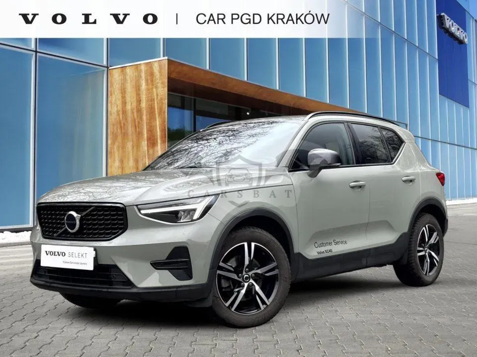 Volvo XC40 2025