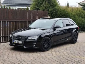 Audi A4 B8 2.0 TFSI quattro Attraction 2009