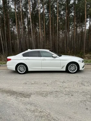 BMW 5 Series G30/G31 518d Luxury Line 2019