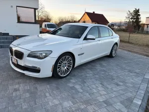BMW 7 Series F01 750Li 2010