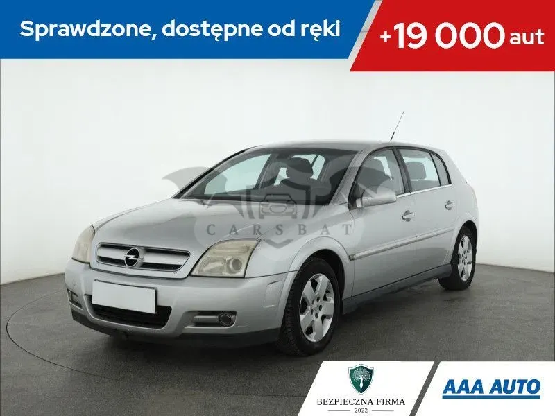 Opel Signum 2004