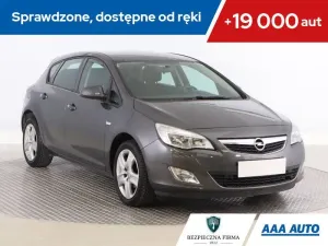 Opel Astra J 2012
