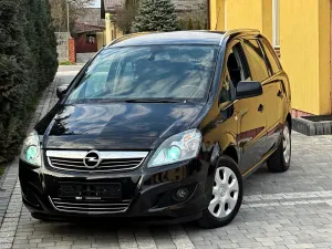 Opel Zafira B 2012