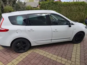 Renault Scenic III Energy TCe 130 S&S Bose Edition 2013