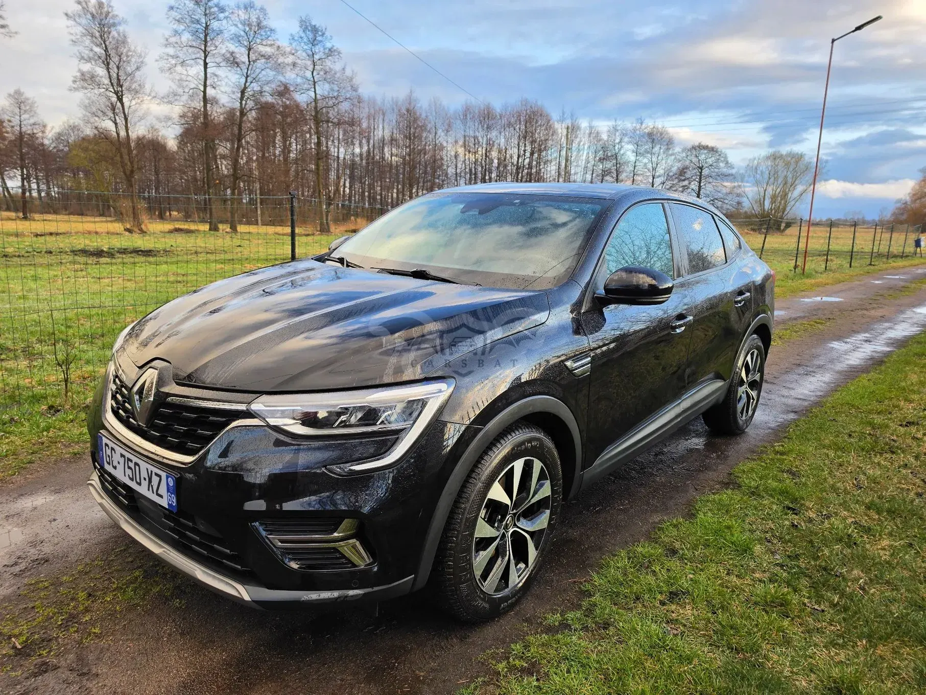 Renault Arkana / XM3 1.6 E-TECH Zen MMT 2021