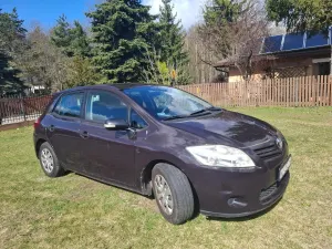 Toyota Auris I 1.33 VVT-i Terra 2010