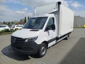 Mercedes-Benz Sprinter 2025