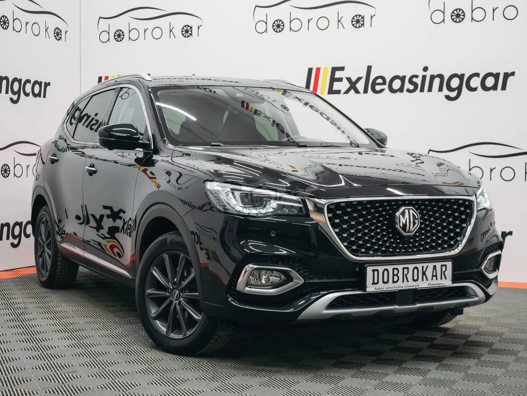 MG EHS Luxury 2021