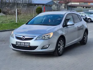 Opel Astra J 1.4 Turbo 2010
