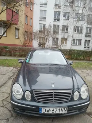 Mercedes-Benz E W211 2005