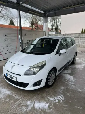 Renault Scenic III 1.9 dCi Tech Run 2010