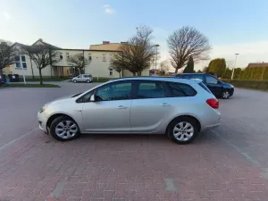 Opel Astra J 1.4 T Sport 2014