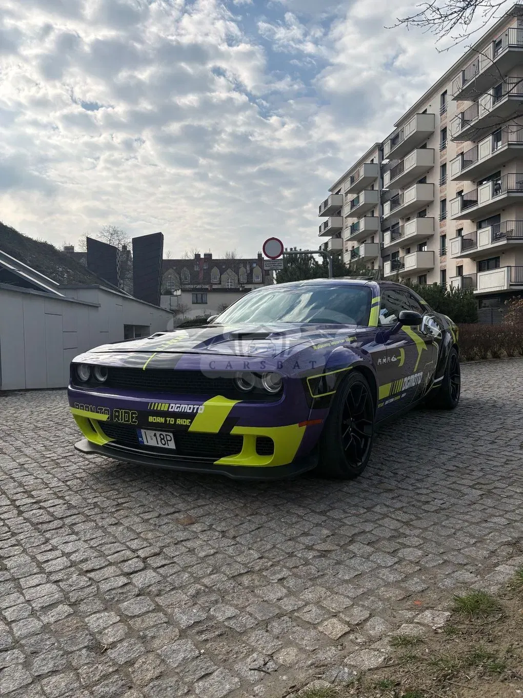 Dodge Challenger 6.1 SRT8 2016