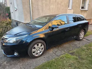 Toyota Avensis III 2.0 D-4D Edition 2012