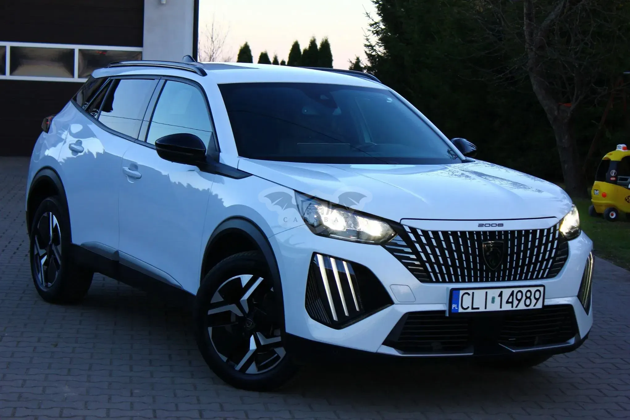 Peugeot 2008 II 1.5 BlueHDi Allure S&S EAT8 2023
