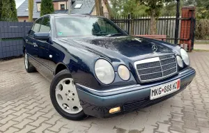 Mercedes-Benz E W210 1998