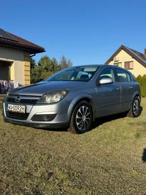 Opel Astra H 1.4 Essentia 2005
