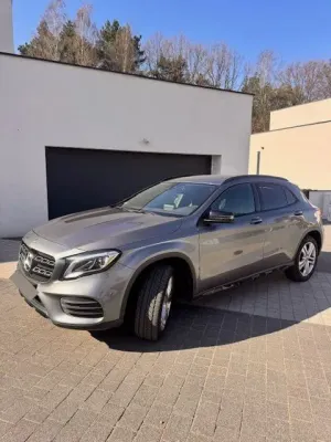 Mercedes-Benz GLA 250 4-Matic AMG Line 2017