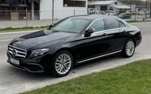 Mercedes-Benz E W213 220 d 4-Matic Avantgarde 2019