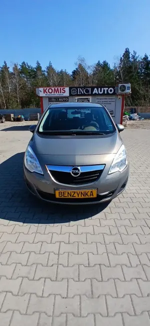 Opel Meriva II 1.4 Design Edition 2011