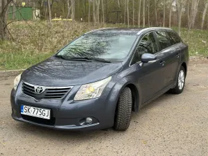Toyota Avensis III 1.8 Sol plus NAVI 2010