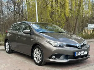 Toyota Auris II Hybrid 135 Premium 2017