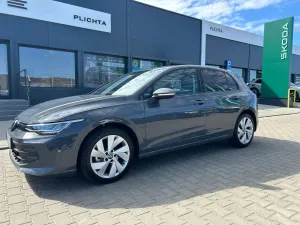 Volkswagen Golf VIII 1.5 TSI Special Edition 2024