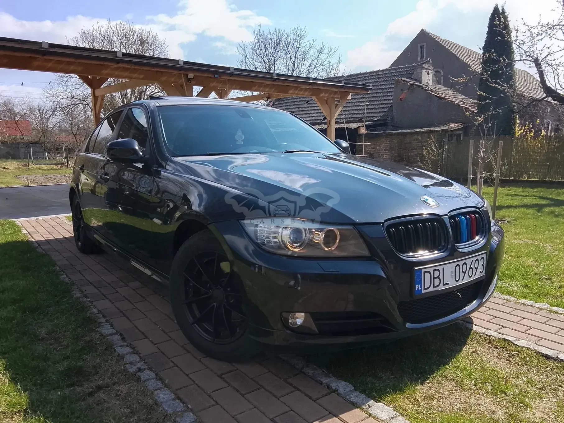 BMW 3 Series E90/E91/E92/E93 320i 2010