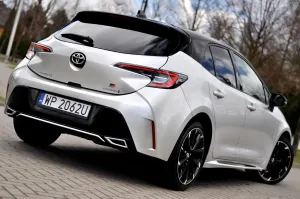 Toyota Corolla Seria E21 2.0 Hybrid GR Sport 2022