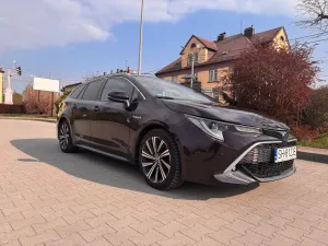 Toyota Corolla Seria E21 2.0 Hybrid Executive 2021