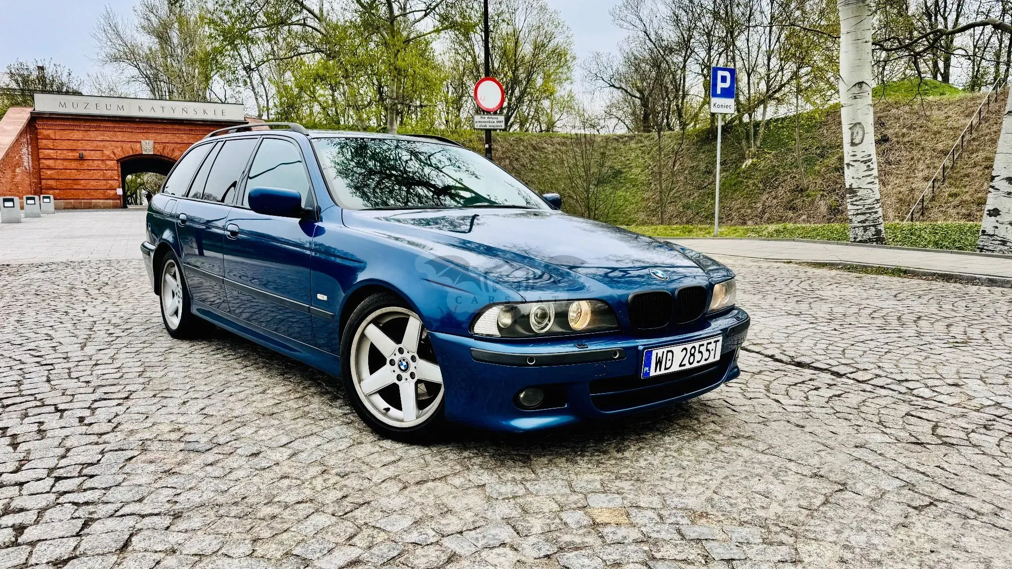 BMW 5 Series E39 2001