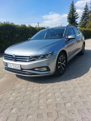 Volkswagen Passat B8 2.0 TDI SCR DSG 2021