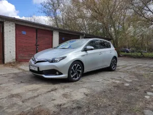 Toyota Auris II 1.8 HSD Luna 2018