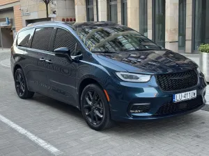 Chrysler Pacifica 2023